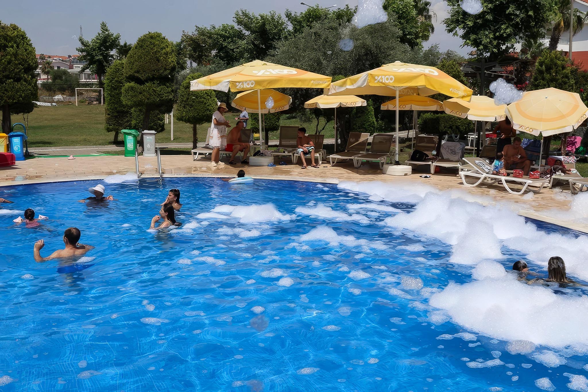 Havuz kenarı içecekler