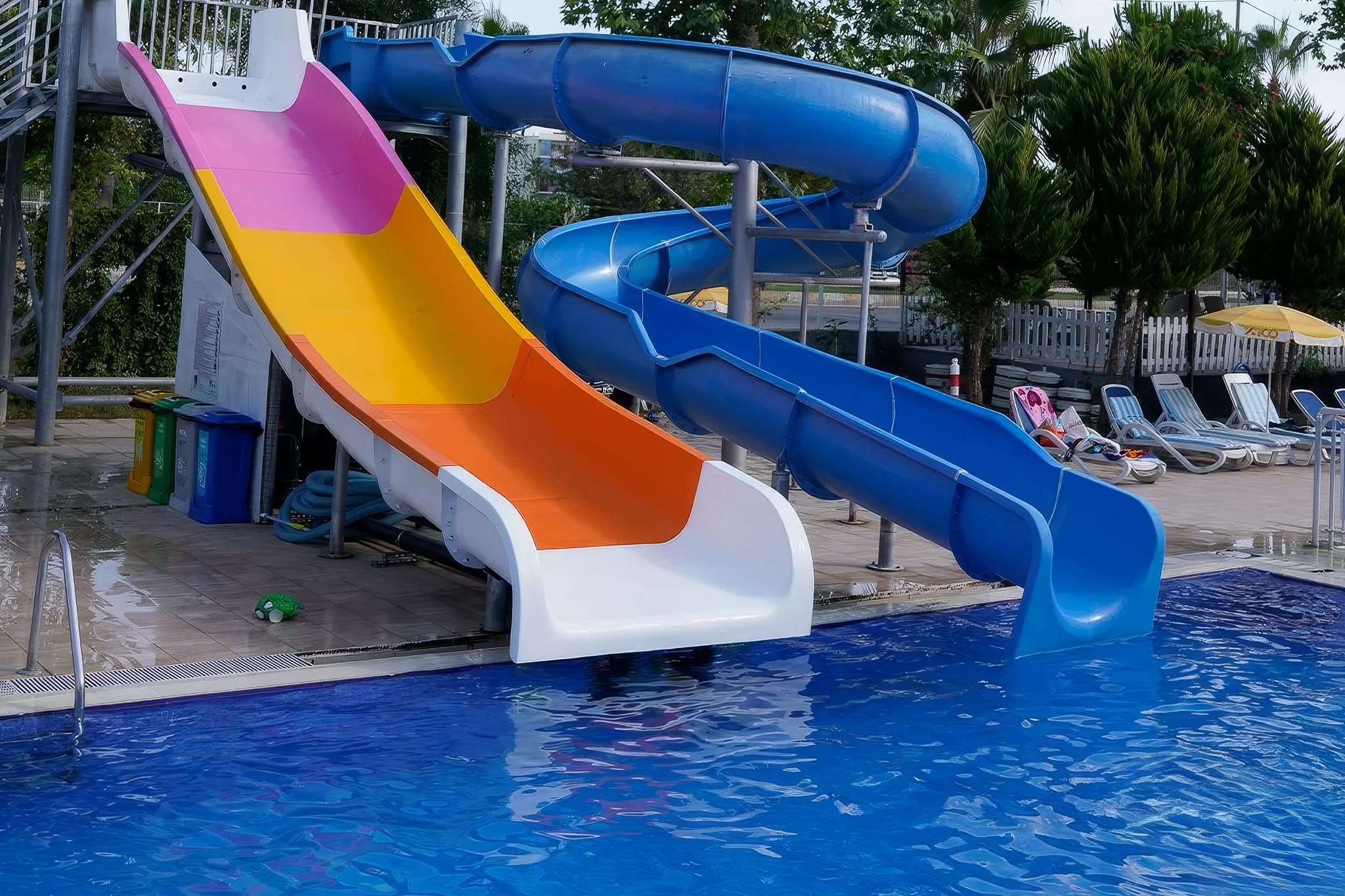 Havuz kenarı içecekler